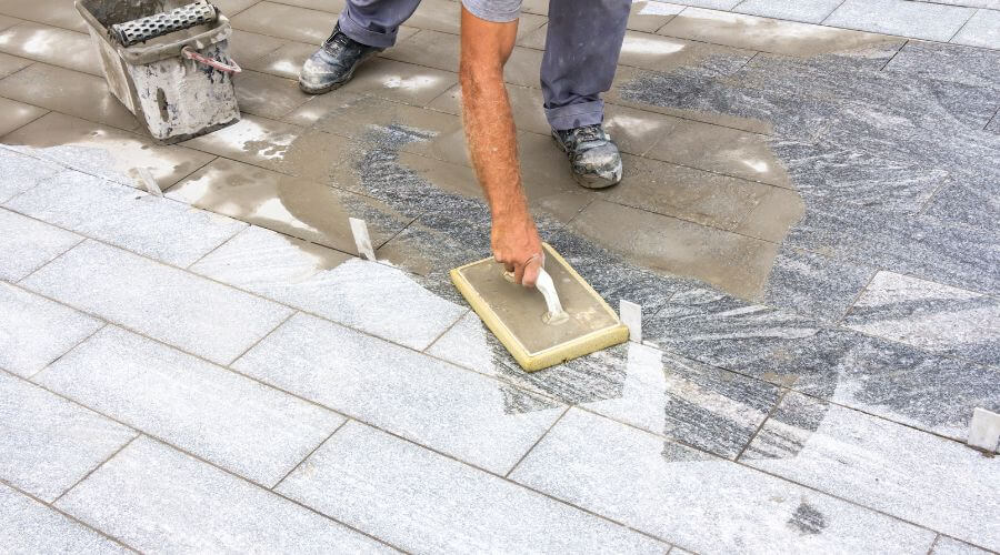 Professional gutter cleaning in Potrero, CA